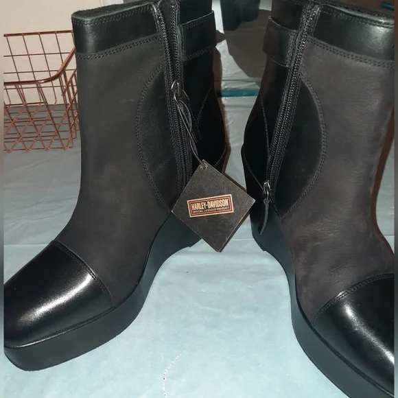 Black Harley Davidson Wedge Ankle Boots 8.5 - Picture 2 of 5